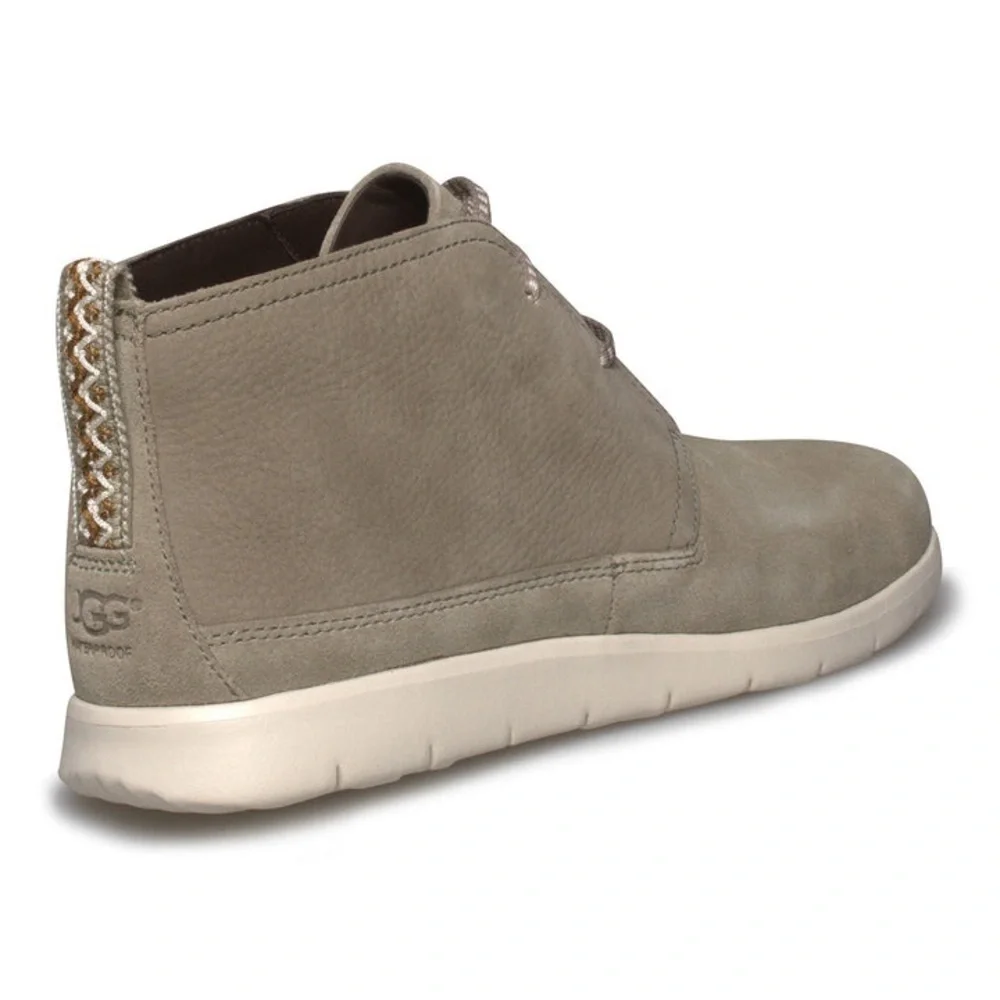 Ugg Mens Freamon Waterproof Chukka Boot Size 9 Taupe Tan Gray WP Antilope Shoes